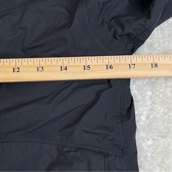 The North Face Boys Hyvent Jacket black size Medium MISSING HOOD - Picture 16 of 16